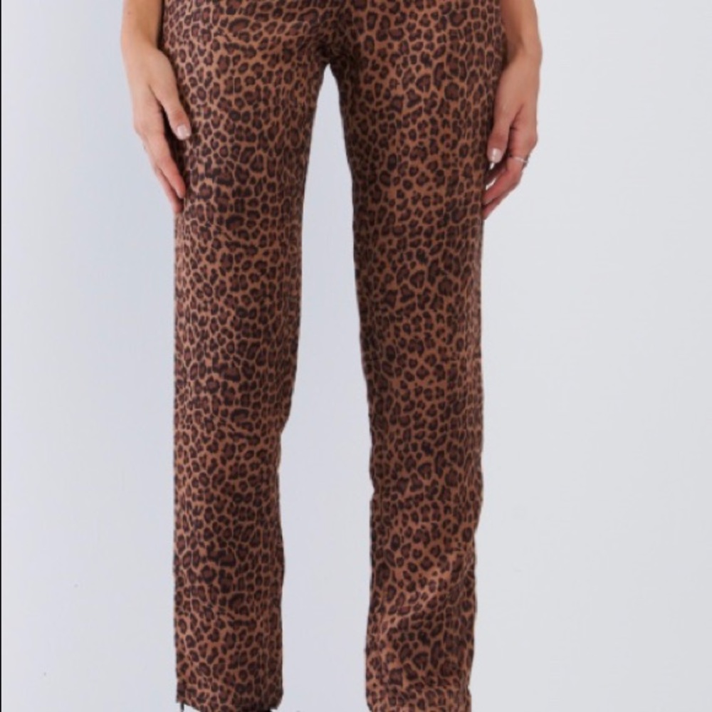 Leopard Print High Waisted Pants - Picture 3 of 6
